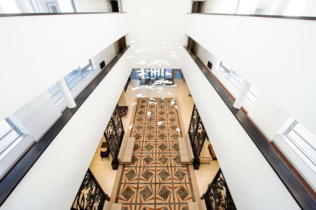 Heston Hyde Hotel Хаунслоу Интериор снимка